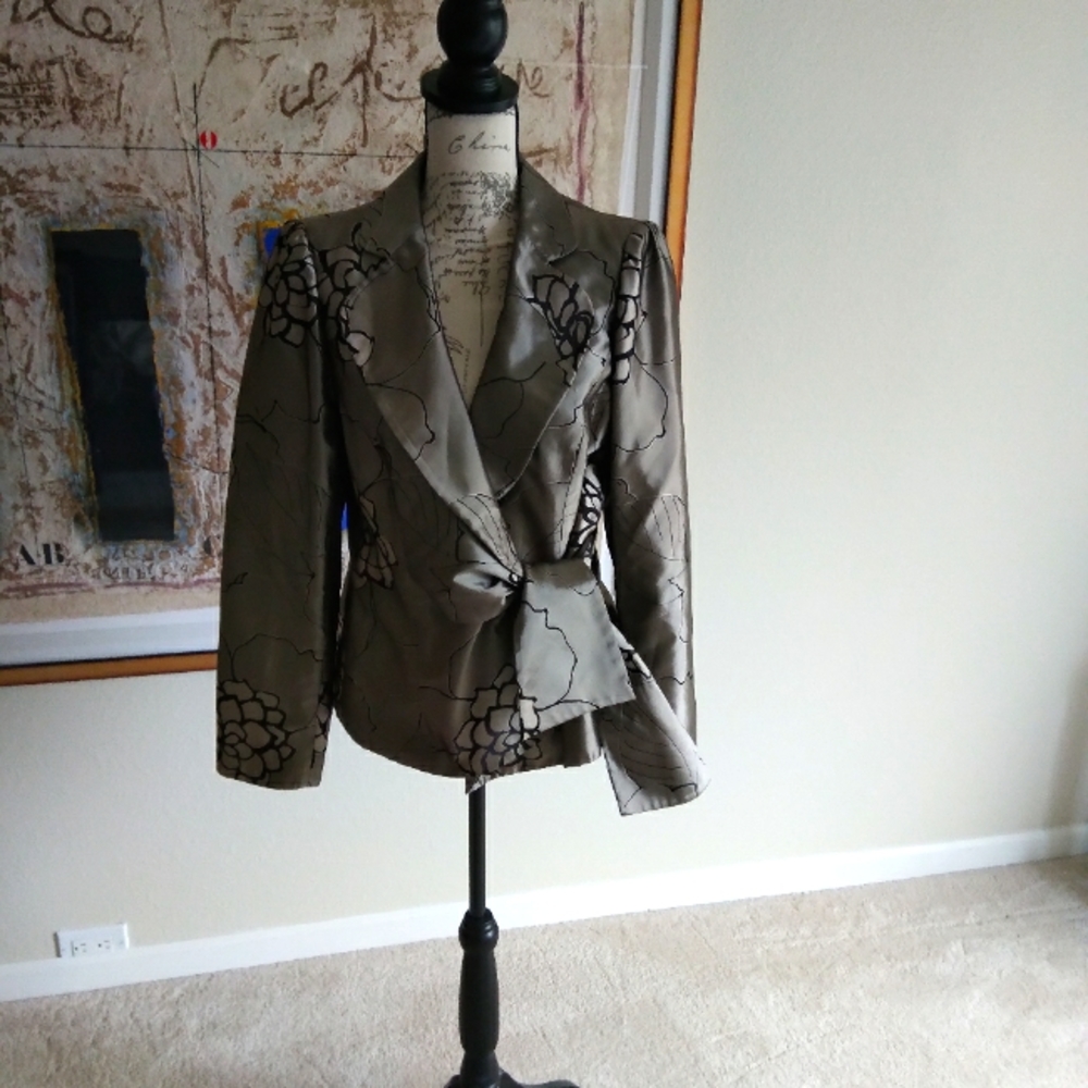 Beautiful Armani silk jacket XL